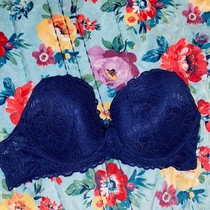 Navy blue lace strapless bra. Size 38 B. Sophie b brand.